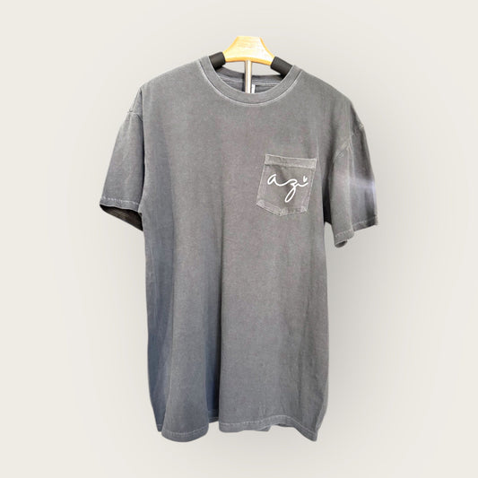 AZ pocket t-shirt in color pepper