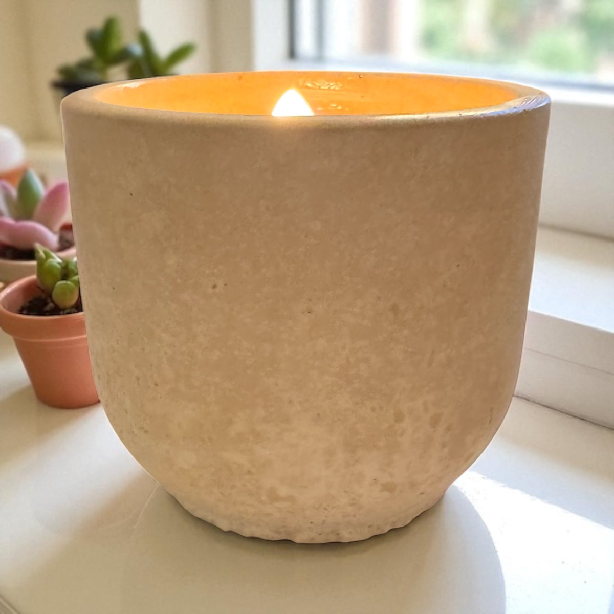 Cafe Crema Concrete Candle